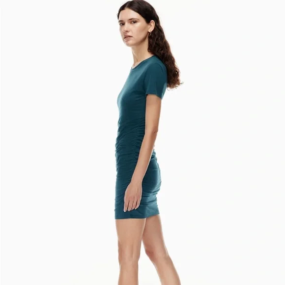 Aritzia Dress Womens XS Babaton Covet Ruched Bodycon Minimal Flattering Mini - Picture 3 of 11